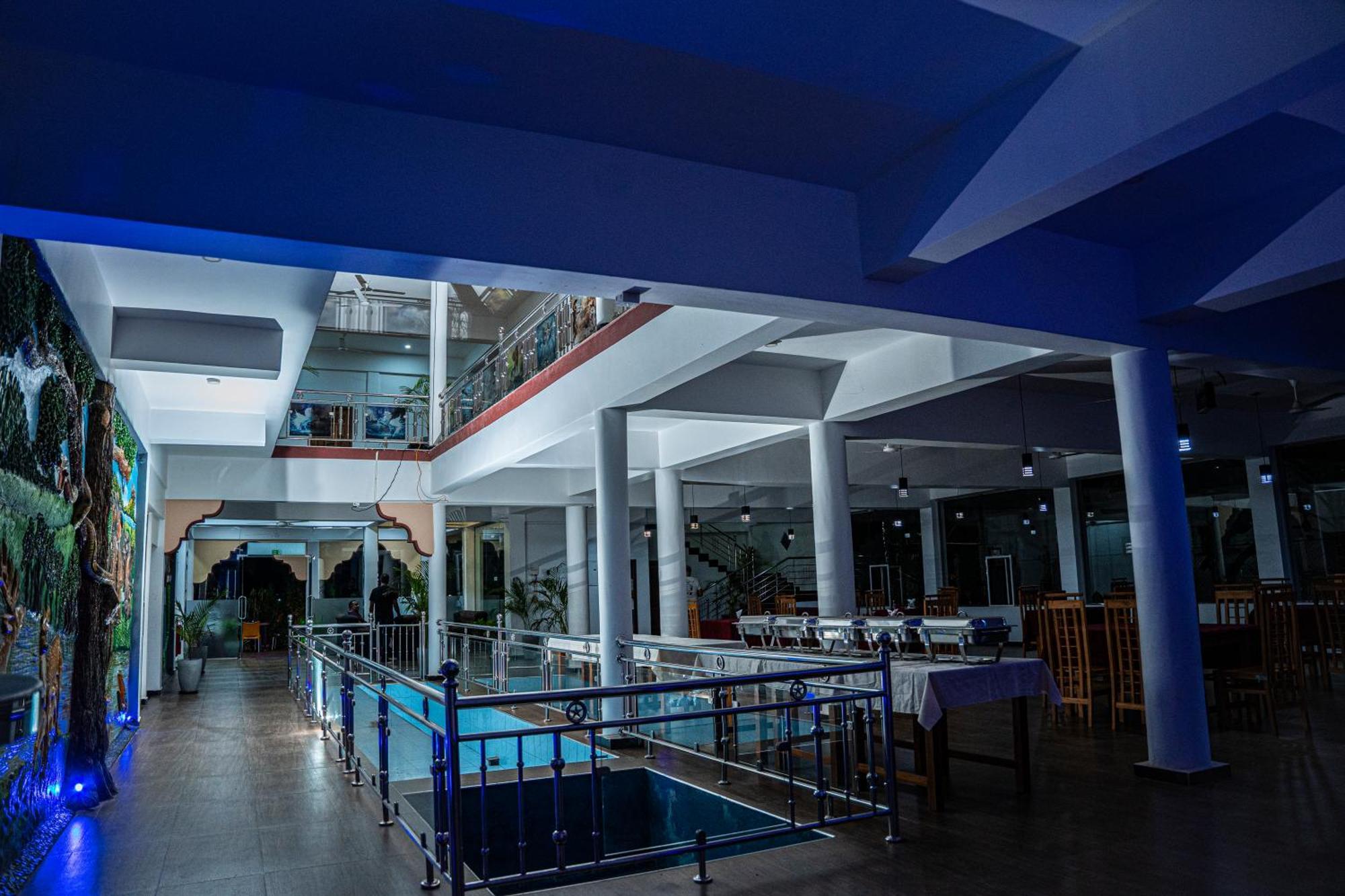 Theevanni Resort Тринкомали Экстерьер фото