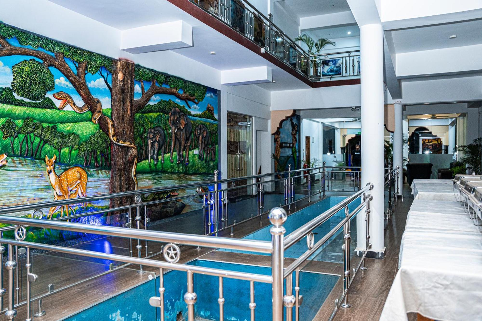Theevanni Resort Тринкомали Экстерьер фото
