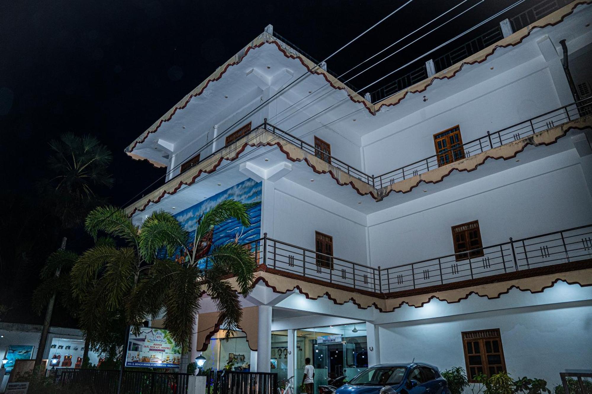 Theevanni Resort Тринкомали Экстерьер фото